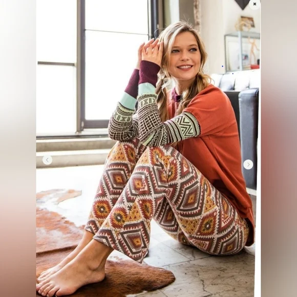 1 left 🔥! Easel Know It All Aztec Print Lounge Pants - Picture 1 of 5